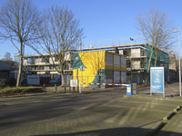 907949 Gezicht op de nieuwbouw (gebouw 'Tuinwijk') op het terrein van voorheen 'De Mix', op de hoek van de ...